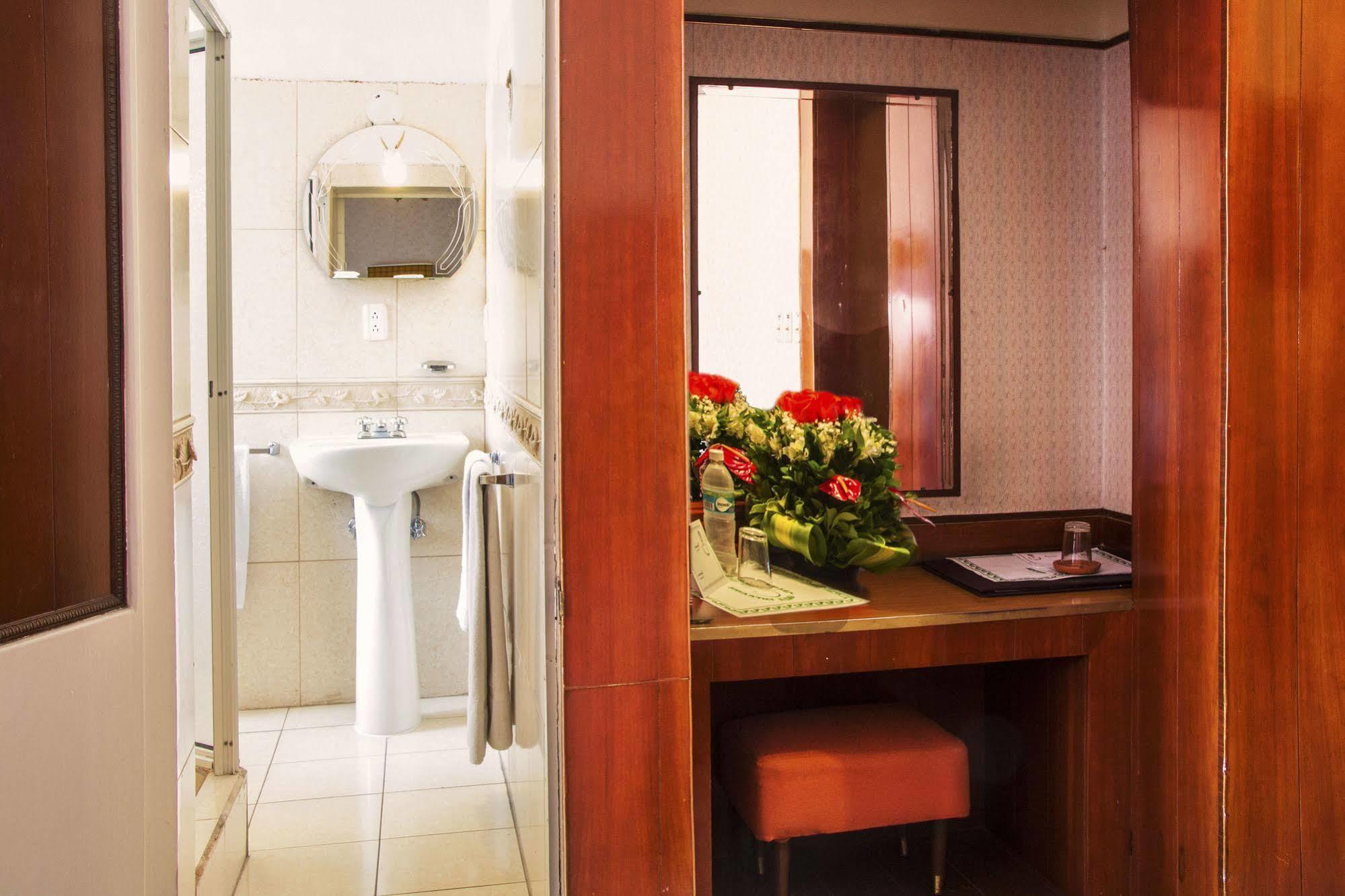 Hotel Inca Imperial Кито Экстерьер фото